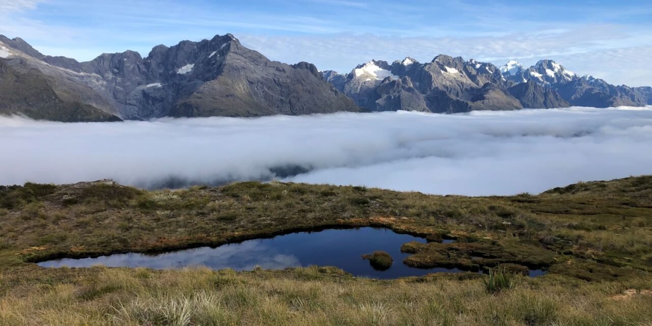 https://staging.nztour.co.nz/wp-content/uploads/Routeburn-Track-key-summit-1280x640.jpg