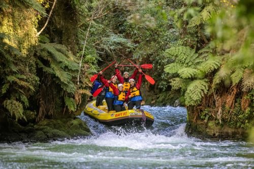 https://staging.nztour.co.nz/wp-content/uploads/rotorua-kaitiaki-rafting-blog.jpg